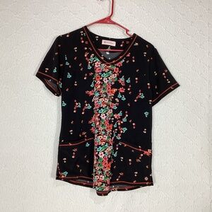 White Cross scrub top small black with floral print